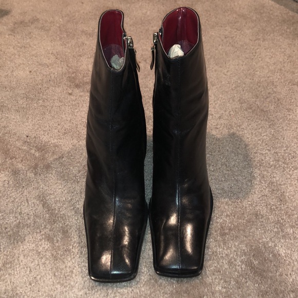 Enzo Angiolini black kidskin leather boot. Sz 6.5 - Picture 2 of 8